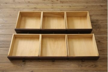 中古　北海道民芸家具　天板付きリメイク　落ち着いた空間づくりにおすすめのサイドボード(収納棚、戸棚、キャビネット)(R-058015)