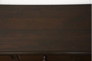 中古　北海道民芸家具　天板付きリメイク　落ち着いた空間づくりにおすすめのサイドボード(収納棚、戸棚、キャビネット)(R-058015)