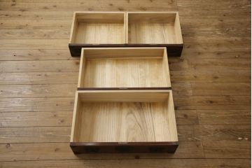 中古　極美品　岩谷堂箪笥　厚みのある金具が風格を感じさせる車箪笥(小箪笥、チェスト、引き出し)(R-058018)