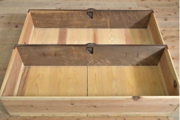 アンティーク家具　美品　明治大正期　前面栗材　大きな桜丸金具が目を惹く漆のきれいな米沢箪笥ローボード(ローチェスト、和たんす、収納箪笥、時代箪笥、整理タンス)(R-058023)