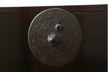 和製アンティーク　極上美品!　前板栗材　漆のキレイな米沢箪笥・下段　(R-058028)