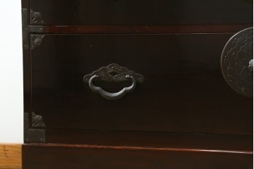 和製アンティーク　極上美品!　前板栗材　漆のキレイな米沢箪笥・下段　(R-058028)