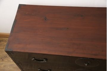 和製アンティーク　極上美品!　前板栗材　漆のキレイな米沢箪笥・下段(ローボード、ローチェスト、和タンス、衣装たんす、時代箪笥)(R-058028)