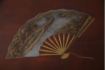 中古　美品　輪島塗り　浜高悦朗作　扇子の絵柄が趣を感じさせる座卓(定価約100万円)(ローテーブル、センターテーブル)(R-058029)