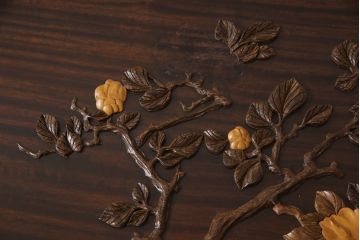 和製ビンテージ　ジャンク品(※彫刻に欠損あり)　総紫檀(シタン)彫刻　花鳥図と龍の総彫りが見事な座卓(定価約240万円)(ローテーブル、ヴィンテージ)(R-058030)