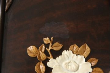 和製ビンテージ　ジャンク品(※彫刻に欠損あり)　総紫檀(シタン)彫刻　花鳥図と龍の総彫りが見事な座卓(定価約240万円)(ローテーブル、ヴィンテージ)(R-058030)