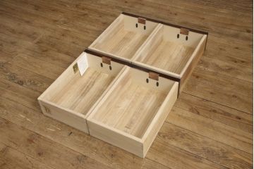 中古　美品　岩谷堂箪笥　和モダンスタイルの空間づくりに活躍するテレビ台(ローボード、テレビボード、AVボード、リビングボード、キャビネット、収納棚)(定価約45万円)(R-058033)