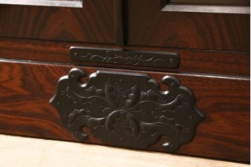 中古　美品　岩谷堂箪笥　和モダンスタイルの空間づくりに活躍するテレビ台(ローボード、テレビボード、AVボード、リビングボード、キャビネット、収納棚)(定価約45万円)(R-058033)