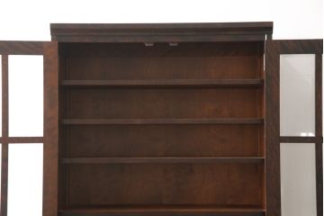 中古　美品　北海道民芸家具　HM114K　飾り棚にもおすすめ!上品な雰囲気の本箱(ブックケース、キャビネット、飾り棚、収納棚)(定価約25万7千円)(R-058036)