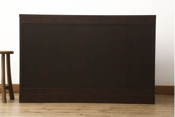 中古　美品　北海道民芸家具　取り入れやすいサイズが嬉しい!落ち着きのある大人の空間を演出するローチェスト(引き出し、ローボード)(R-058041)
