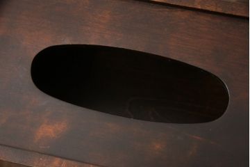 中古　美品　北海道民芸家具　シックな色合いが魅力的な小引き出しとティッシュケースのセット(ティッシュボックス、卓上収納、小物収納、収納たんす)(R-058042)