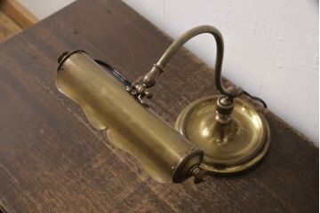 イギリスアンティーク　真鍮(しんちゅう)　優雅なムードを演出してくれるデスクスタンド(テーブルスタンド、スタンドライト、卓上照明)(R-058050)
