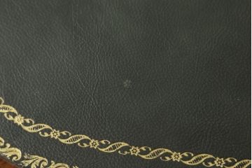 中古　美品　六本木アピス　イタリア　マホガニー材　高級感溢れるレザートップのキドニーデスク(コンソールテーブル、机、ワークデスク、在宅ワーク)(定価約33万円)(R-058058)