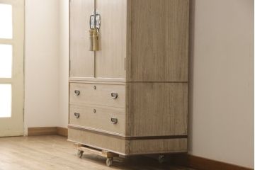 中古　黒檀(コクタン)がアクセントの上品な加茂総桐箪笥(定価約125万円)(胴丸、桐たんす、着物箪笥、引き出し、和タンス、衣装箪笥)(R-058061)