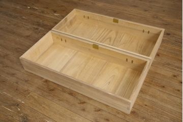 中古　黒檀(コクタン)がアクセントの上品な加茂総桐箪笥(定価約125万円)(胴丸、桐たんす、着物箪笥、引き出し、和タンス、衣装箪笥)(R-058061)