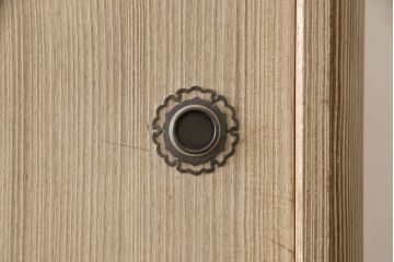 中古　黒檀(コクタン)がアクセントの上品な加茂総桐箪笥(定価約125万円)(胴丸、桐たんす、着物箪笥、引き出し、和タンス、衣装箪笥)(R-058061)