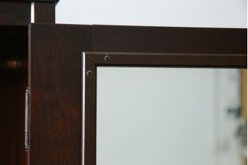 中古　北海道民芸家具　鏡付き　上質な佇まいが格調高いワードローブ　(R-058065)