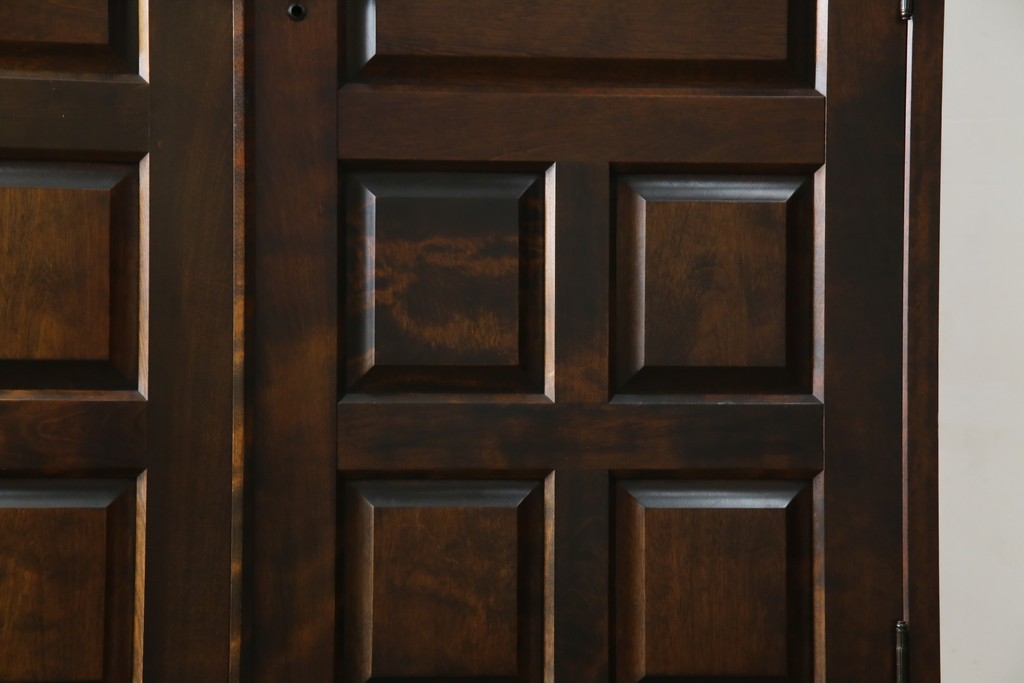 中古　北海道民芸家具　鏡付き　上質な佇まいが格調高いワードローブ　(R-058065)