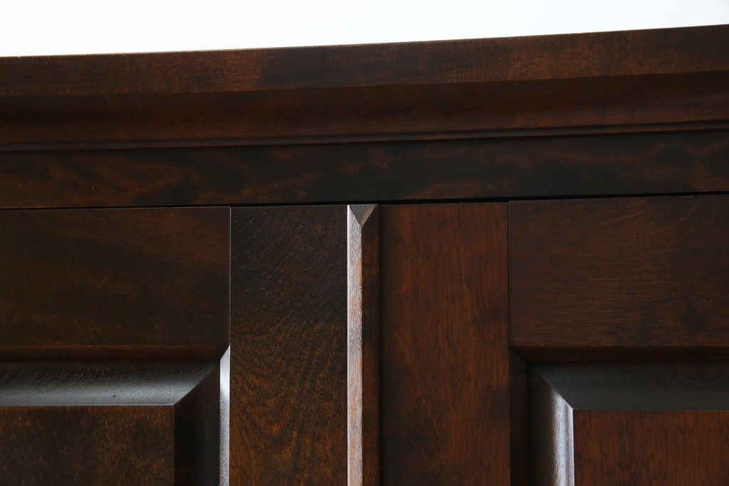 中古　北海道民芸家具　鏡付き　上質な佇まいが格調高いワードローブ　(R-058065)