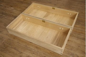 中古　国産　職人手造品　収納力抜群!!上品な佇まいが落ち着きのある空間を演出する桐箪笥(並厚、四方丸、桐たんす、着物箪笥、衣装箪笥、和タンス、引き出し)(R-058067)