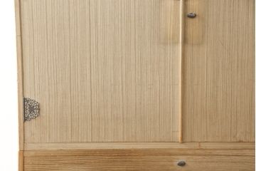 中古　国産　職人手造品　収納力抜群!!上品な佇まいが落ち着きのある空間を演出する桐箪笥(並厚、四方丸、桐たんす、着物箪笥、衣装箪笥、和タンス、引き出し)(R-058067)