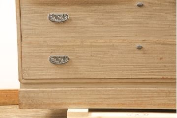 中古　国産　職人手造品　収納力抜群!!上品な佇まいが落ち着きのある空間を演出する桐箪笥(並厚、四方丸、桐たんす、着物箪笥、衣装箪笥、和タンス、引き出し)(R-058067)