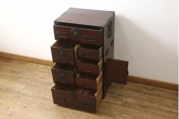 和製アンティーク　前面栗材　希少サイズ!　幅狭でお部屋に取り入れやすい最上箪笥(時代箪笥、民芸箪笥、収納たんす、和タンス、引き出し、サイドチェスト)(R-058070)