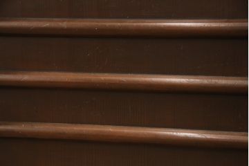 ラフジュ工房オリジナル　古建具リメイク　シンプルなデザインで取り入れやすい収納棚(戸棚、サイドボード、テレビ台)(R-058079)