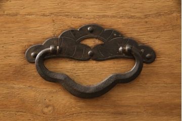 和製アンティーク　前面桐材　桜丸金具　品のある佇まいが魅力的な米沢箪笥(和タンス、時代箪笥、収納箪笥、整理タンス)(R-058083)