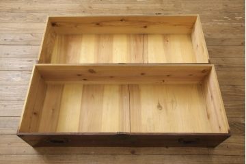 和製アンティーク　極上美品　前面栗材　漆のきれいな米沢箪笥(和箪笥、収納箪笥、時代箪笥、引き出し)(R-058084)