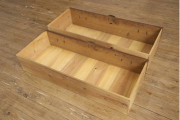 和製アンティーク　極上美品　前面栗材　漆のきれいな米沢箪笥(和箪笥、収納箪笥、時代箪笥、引き出し)(R-058084)