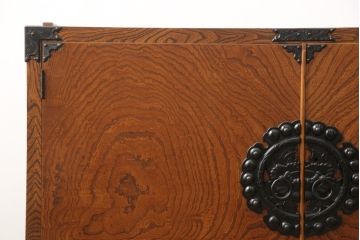 中古　岩谷堂箪笥　選べる! 脚付きリメイク・台輪製作　和モダンな空間にも取り入れやすいサイドボード(リビングボード、テレビ台、テレビボード、ローボード)(R-058091)