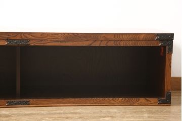 中古　国産　職人手造り　丁寧な仕事ぶりが感じられるテレビ台(テレビボード、ローボード、収納棚、民芸家具)(R-058092)