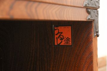 中古　国産　職人手造り　丁寧な仕事ぶりが感じられるテレビ台(テレビボード、ローボード、収納棚、民芸家具)(R-058092)