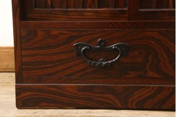 中古　美品　岩谷堂箪笥　No.364　高級感のある和の雰囲気を高める三尺茶箪笥(定価約52万円)(茶棚、収納棚、戸棚)(R-058108)