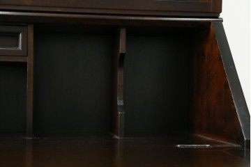 ビンテージ　国産民芸家具　高山デザインのすっきりとした佇まいのビューローブックケース　(R-058117)