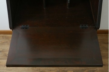 ビンテージ　国産民芸家具　高山デザインのすっきりとした佇まいのビューローブックケース　(R-058117)