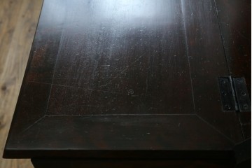 ビンテージ　国産民芸家具　高山デザインのすっきりとした佇まいのビューローブックケース　(R-058117)