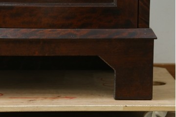 ビンテージ　国産民芸家具　高山デザインのすっきりとした佇まいのビューローブックケース　(R-058117)