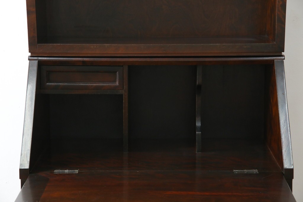 ビンテージ　国産民芸家具　高山デザインのすっきりとした佇まいのビューローブックケース　(R-058118)