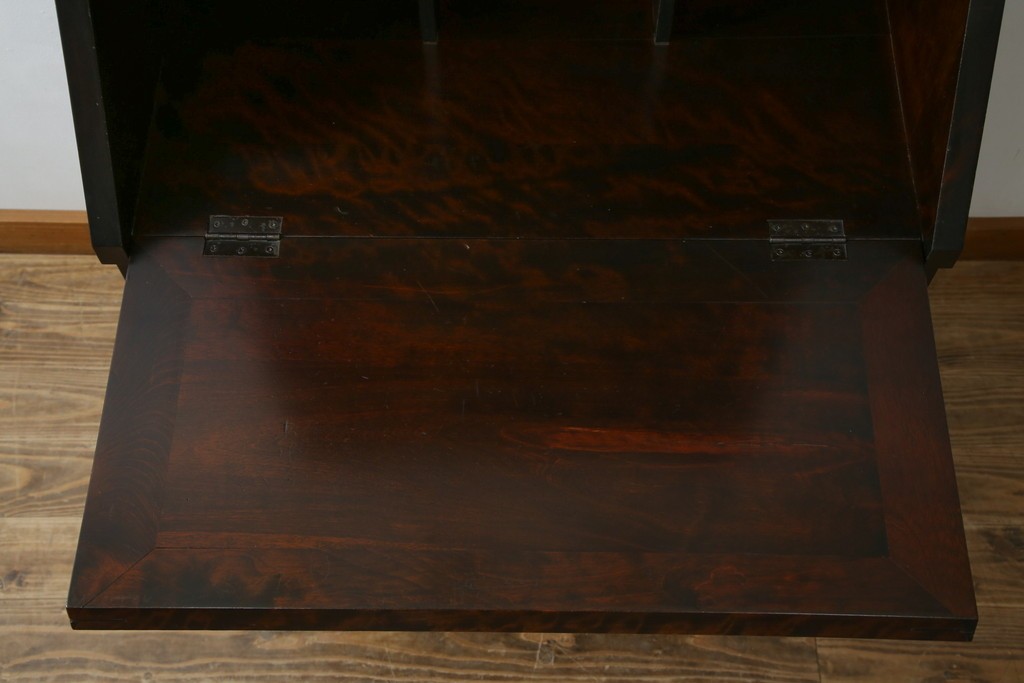 ビンテージ　国産民芸家具　高山デザインのすっきりとした佇まいのビューローブックケース　(R-058118)