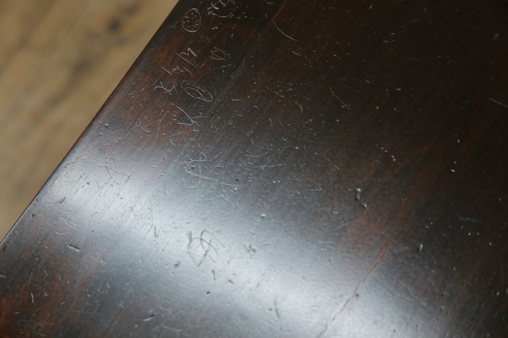 ビンテージ　国産民芸家具　高山デザインのすっきりとした佇まいのビューローブックケース　(R-058118)