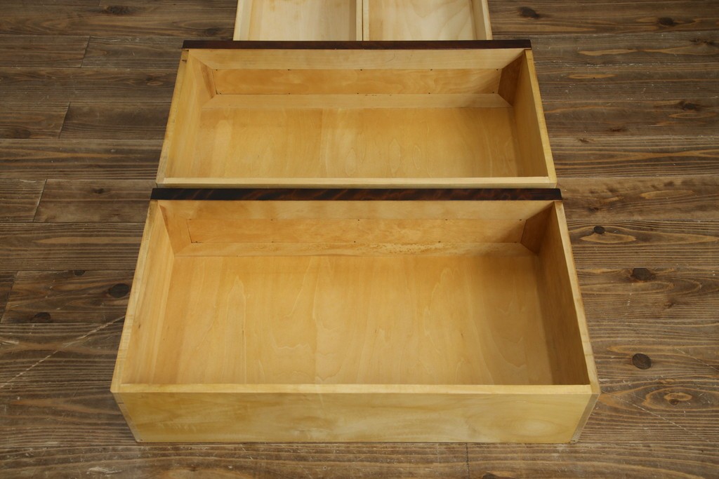 ビンテージ　国産民芸家具　高山デザインのすっきりとした佇まいのビューローブックケース　(R-058118)