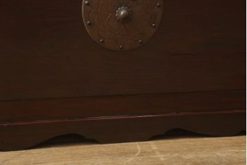 和製アンティーク　明治期　極上　上手物　超美品　未使用に近い!!　前面栗材の艶が美しい米沢箪笥(和たんす、収納箪笥、時代箪笥、整理タンス)(R-058122)