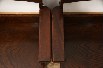 希少!!　絶版品　中古　美品　駿河民芸　欅(ケヤキ)材　四つ割り菱透かしが目を引く座椅子2脚セット(座イス、座いす)(R-058124)