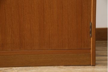 希少　北欧デザイン　和製ヴィンテージ　スリムでシンプルながら収納力抜群のワードローブ(ビンテージ、洋服タンス、収納棚)(R-058129)