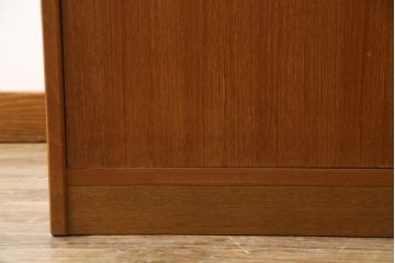 希少　北欧デザイン　和製ヴィンテージ　スリムでシンプルながら収納力抜群のワードローブ(ビンテージ、洋服タンス、収納棚)(R-058129)