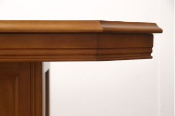 中古　美品　横浜クラシック家具　ダニエル(Daniel)　収納棚付き!　低めサイズのダイニングテーブルとチェア4脚セット(ダイニングチェア、アームチェア、椅子、ダイニングセット、4人掛け)(定価約100万円)(R-058145)