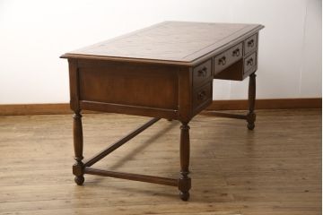 中古　美品　アメリカ高級家具　ヒッコリーホワイト(HICKORY WHITE)　クラシカルな雰囲気を醸し出すアンティーク調デスク(定価約100万円)(両袖机、ワークデスク、在宅ワーク用、テーブル)(R-058148)