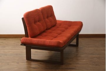 中古　美品　CONDE HOUSE(カンディハウス)　ウォールナット　アルプ LD　背もたれ取り外しOK!　ユニークなデザインとレッドカラーが目を惹くソファーベッド(2人掛けソファ、ダイニングチェア、ダイニングソファ)(定価約30万円)(R-058153)